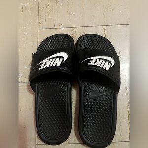 Women’s Nike Black and White Slides